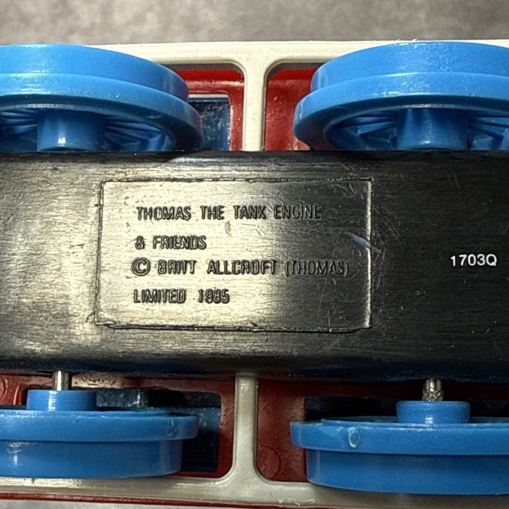 ERTL Britt Allcroft 1985 Thomas The Tank Engine Pull Back 7.5